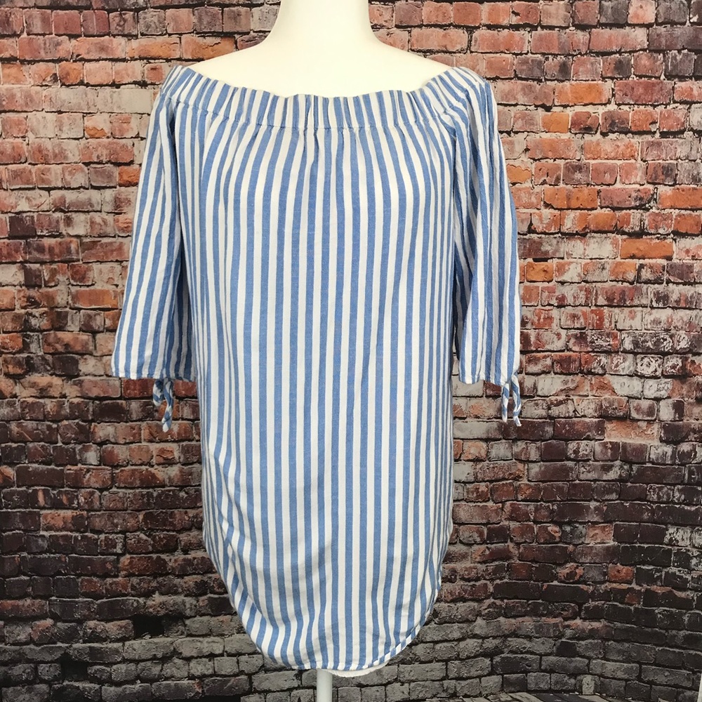 Old Navy Off the Shoulder Striped Dress sz XS